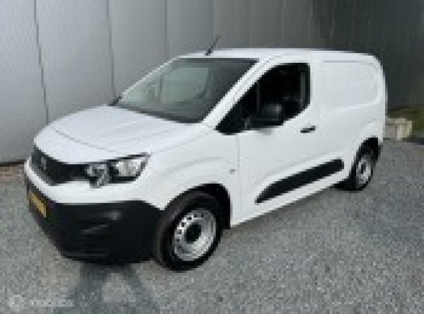 Foto van Peugeot Partner