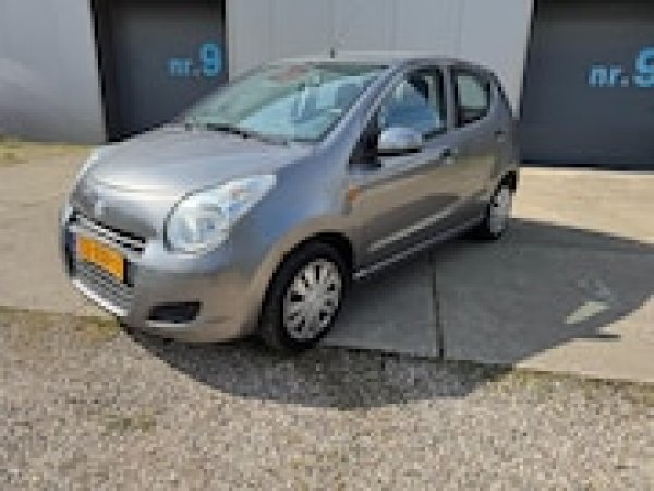 Suzuki Alto 1.0 Comfort VVT 2012 - voorkant