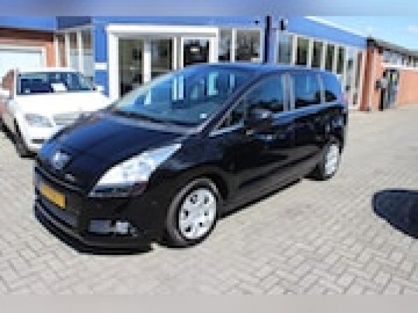 Foto van Peugeot 5008