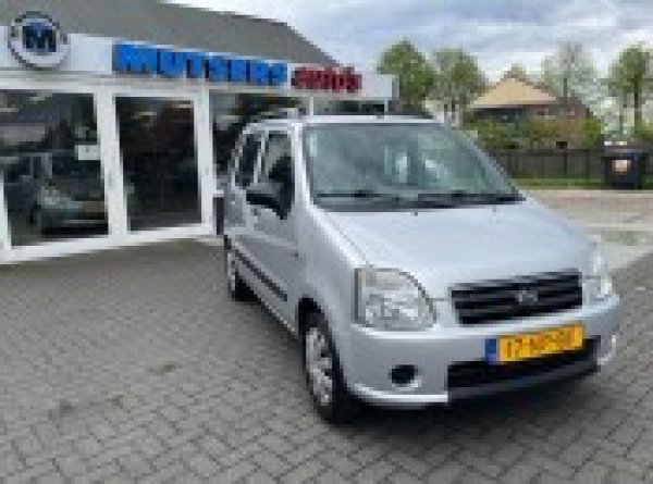 Foto van Suzuki Wagon R