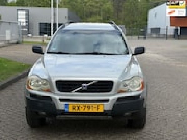 Volvo Xc90 2.9 T6 Momentum 2003 - voorkant