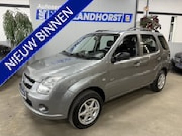 Suzuki Ignis 1.5-16V GLS 2005 - voorkant