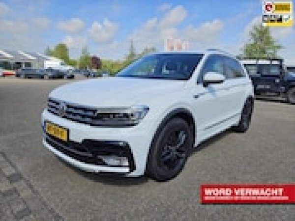 Volkswagen Tiguan 1.4 TSI Connected Series 2017 - voorkant