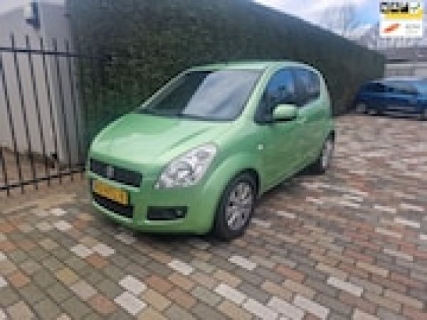 Suzuki Splash 1.2 Exclusive 2009 - voorkant