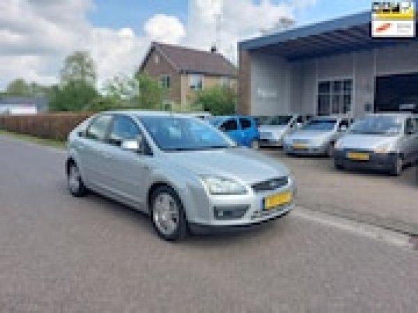 Ford Focus 1.6-16V Trend 2005 - voorkant