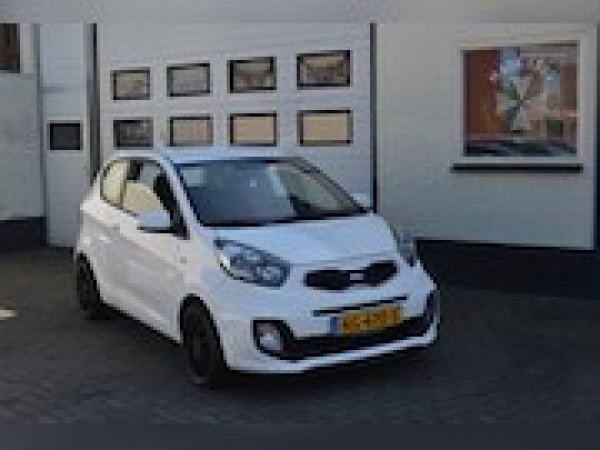 Kia Picanto 1.0 CVVT World Cup Ed. 2014 - voorkant