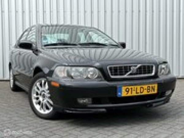 Volvo S40 2.0 T 2002 - voorkant