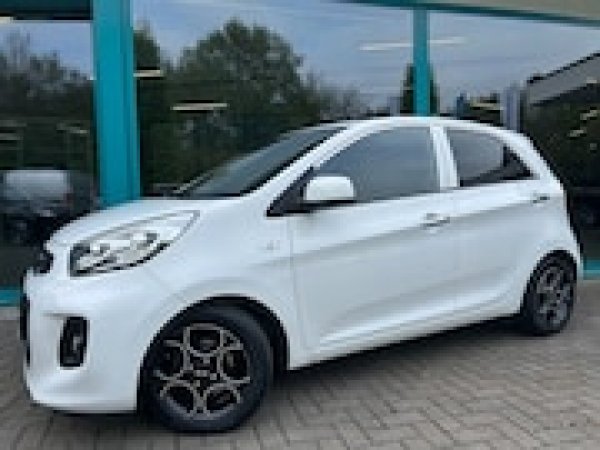 Kia Picanto 1.2 CVVT First Edition 2015 - voorkant