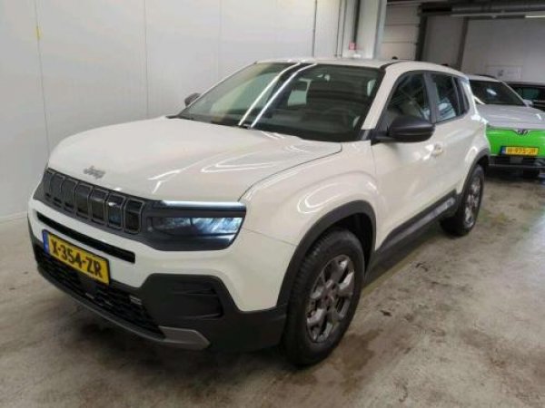 Jeep Avenger Longitude 2024 - voorkant