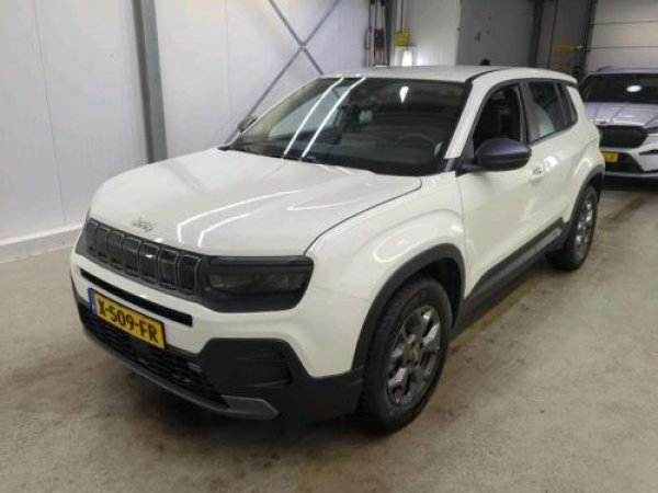 Jeep Avenger Longitude 2023 - voorkant