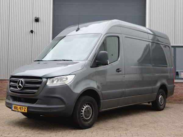 Mercedes-Benz Sprinter 315 1.9 CDI L2H2 2021 - voorkant
