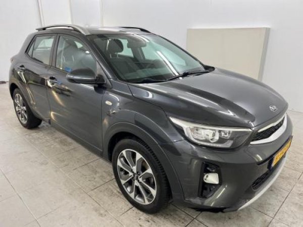 Kia Stonic 1.0 T-GDi DynamicLine 2020 - voorkant