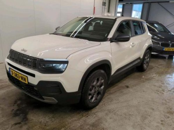 Jeep Avenger Longitude 2023 - voorkant