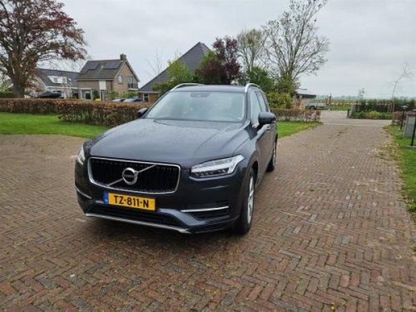 Volvo Xc90 2.0 T8 Twin Engine AWD Momentum 2018 - voorkant