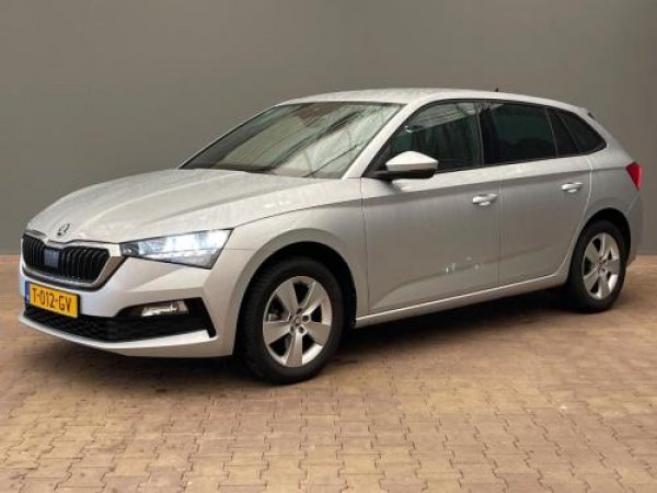 Skoda Scala 1.0 TSI Sport Business 2023 - voorkant