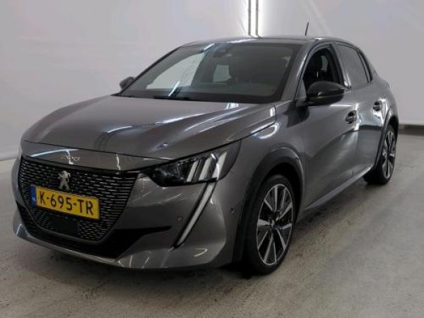 Peugeot 208 1.2 PureTech GT 2021 - voorkant