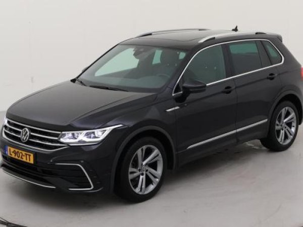 Volkswagen Tiguan 1.5 TSI R-Line Business+ 2021 - voorkant
