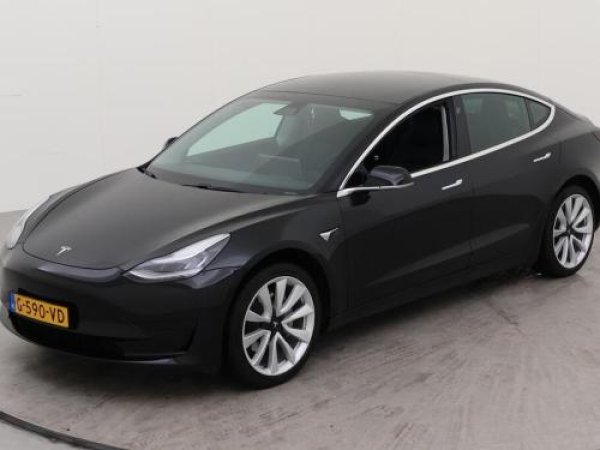Tesla Model 3 Standard RWD Plus 60 kWh 2019 - voorkant