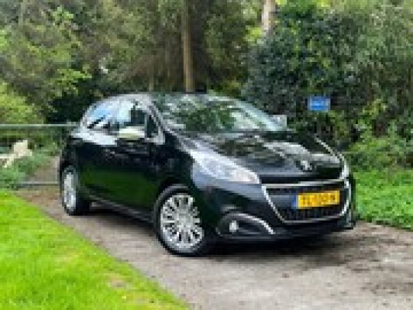 Peugeot 208 1.2 PureTech Allure 2018 - voorkant