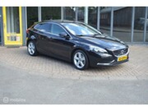 Volvo V40 1.6 T3 Momentum 2012 - voorkant