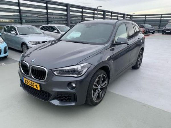 Foto van BMW X1
