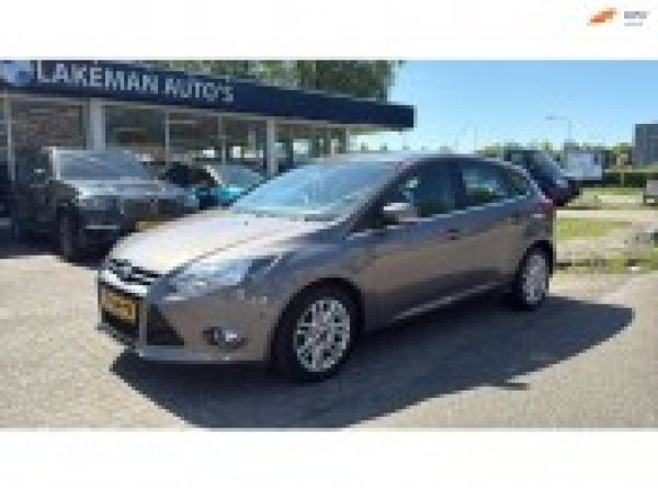 Ford Focus 1.0 EcoBoost Titanium 2012 - voorkant