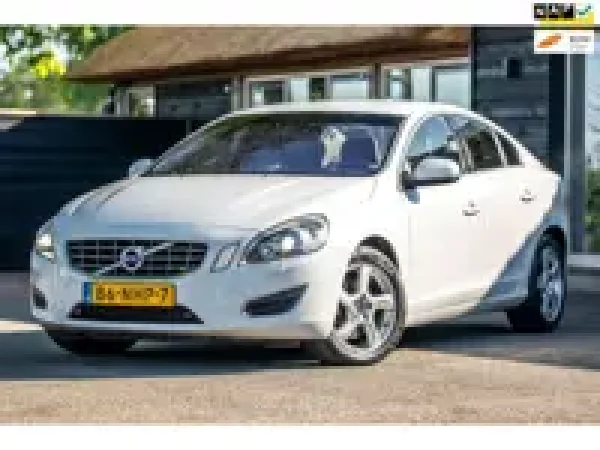 Volvo S60 3.0 T6 AWD Summum 2010 - voorkant