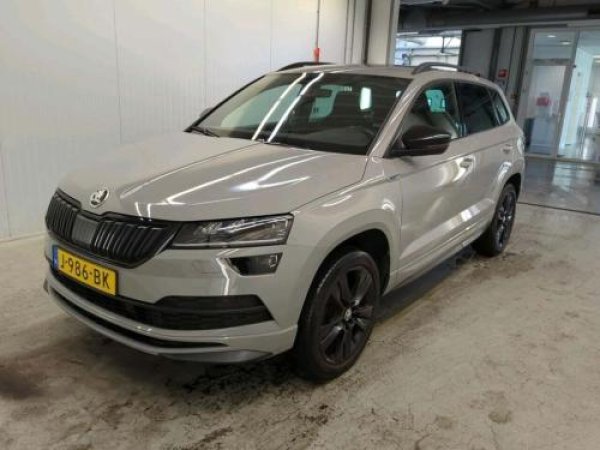 Skoda Karoq 1.5 TSI ACT Sportline Business 2020 - voorkant