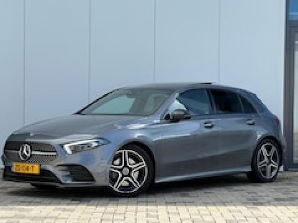 Mercedes-Benz A-klasse 220 Launch Edition Premium Plus 2019 - voorkant