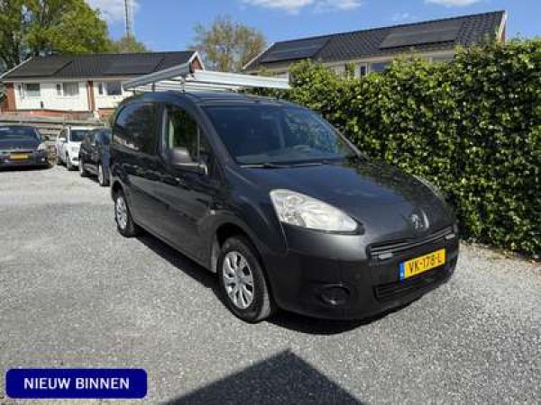 Foto van Peugeot Partner