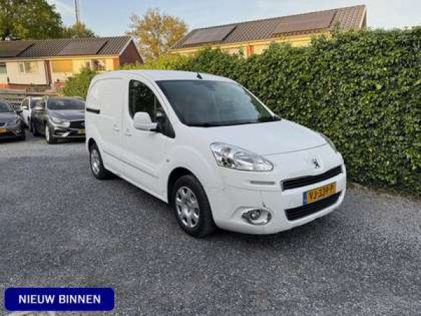 Foto van Peugeot Partner