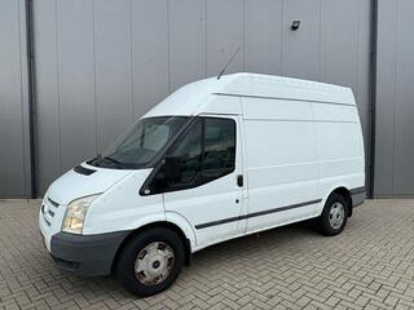 Ford Transit 350M 2.2 TDCI 2012 - voorkant