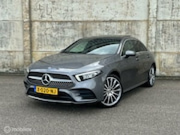Mercedes-Benz A-klasse 250 e 2020 - voorkant