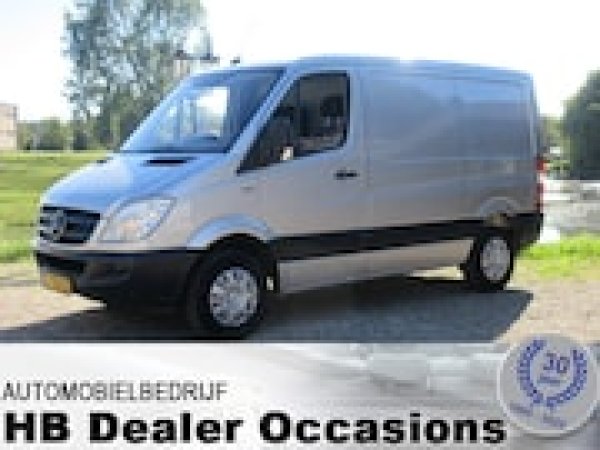 Mercedes-Benz Sprinter 210 2.2 CDI 325 2011 - voorkant