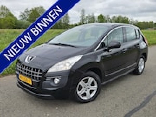 Peugeot 3008 1.6 VTi ST 2010 - voorkant