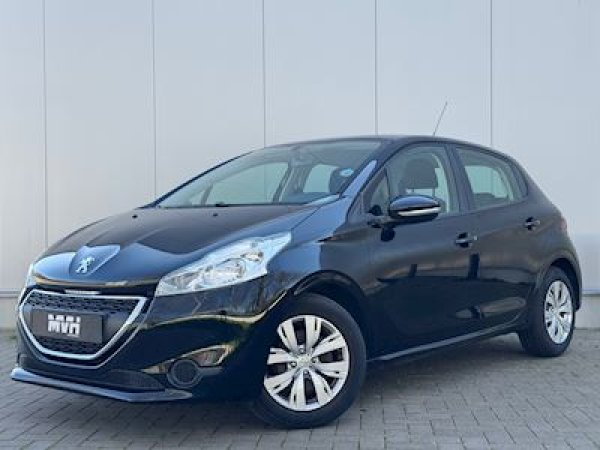 Peugeot 208 1.0 VTi Active 2014 - voorkant