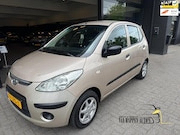 Hyundai I10 1.1 Active 2010 - voorkant