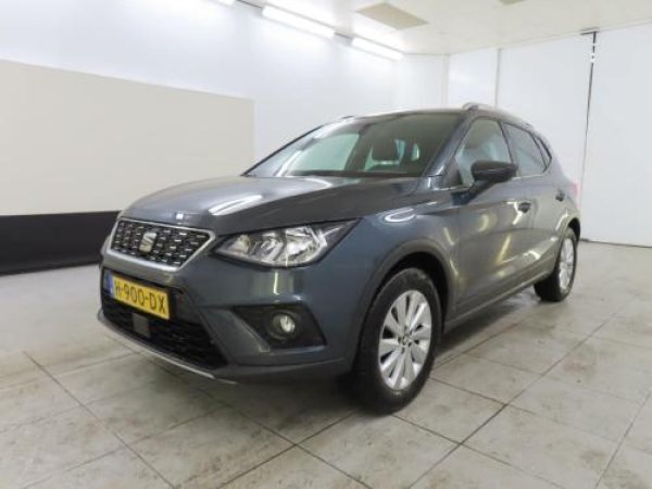 Seat Arona 1.0 TSI Xcellence Business Intense 2020 - voorkant