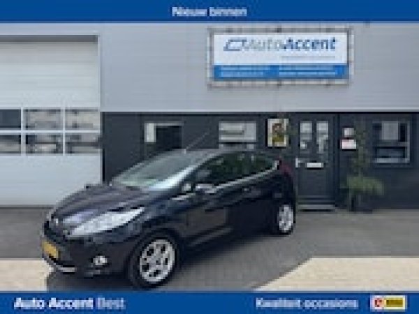 Ford Fiesta 1.4 Trend 2011 - voorkant