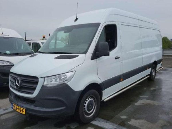 Mercedes-Benz Sprinter 311 2.2 CDI L3H3 2021 - voorkant