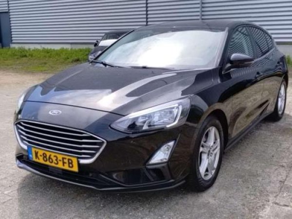 Ford Focus 1.0 EcoBoost Trend Edition Business 2021 - voorkant