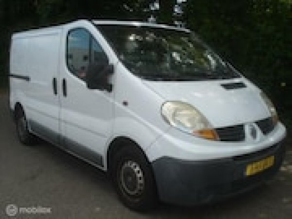 Renault Trafic 2.0 dCi T27 L1H1 2007 - voorkant
