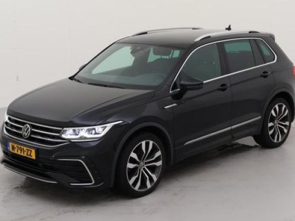 Volkswagen Tiguan 1.5 TSI R-Line Business+ 2022 - voorkant