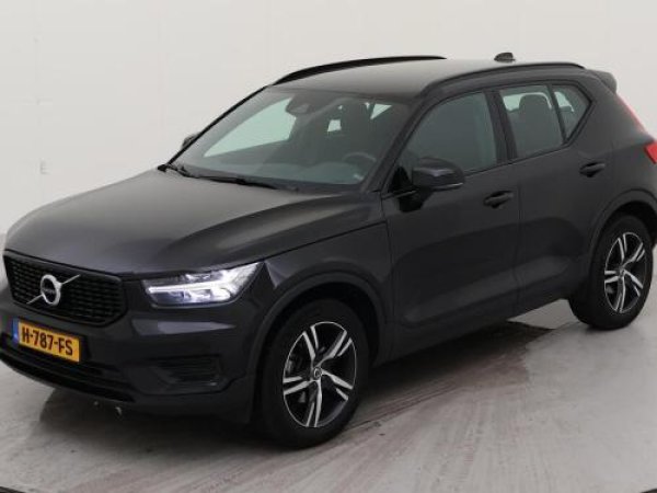 Volvo XC40 2.0 D3 R-Design 2020 - voorkant