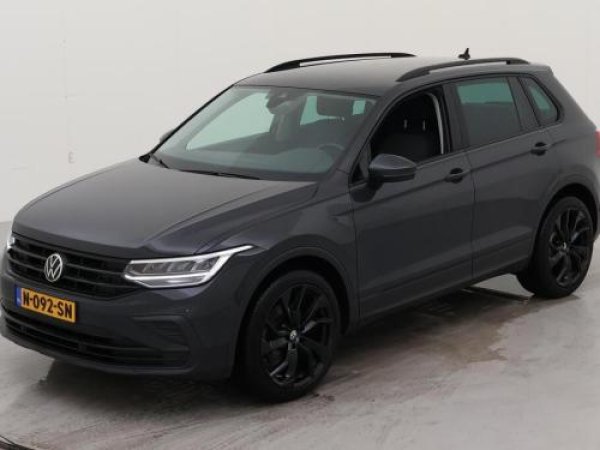 Volkswagen Tiguan 1.5 TSI Life 2022 - voorkant
