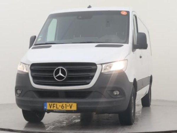 Foto van Mercedes-Benz Sprinter