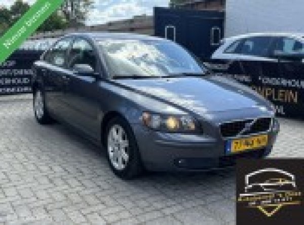 Volvo S40 2.4 Elan 2004 - voorkant