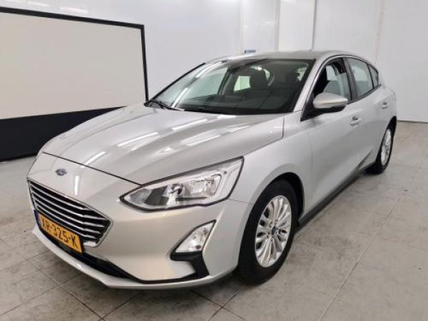 Ford Focus 1.0 EcoBoost Titanium Business 2019 - voorkant