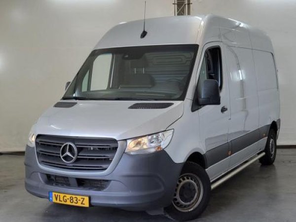 Mercedes-Benz Sprinter 314 2.2 CDI L2H2 DC 2021 - voorkant