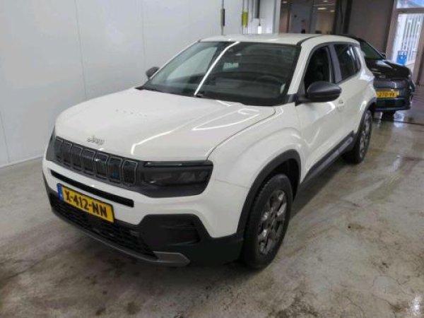 Jeep Avenger Longitude 2024 - voorkant